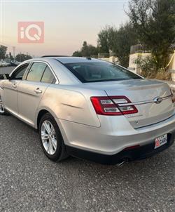 Ford Taurus